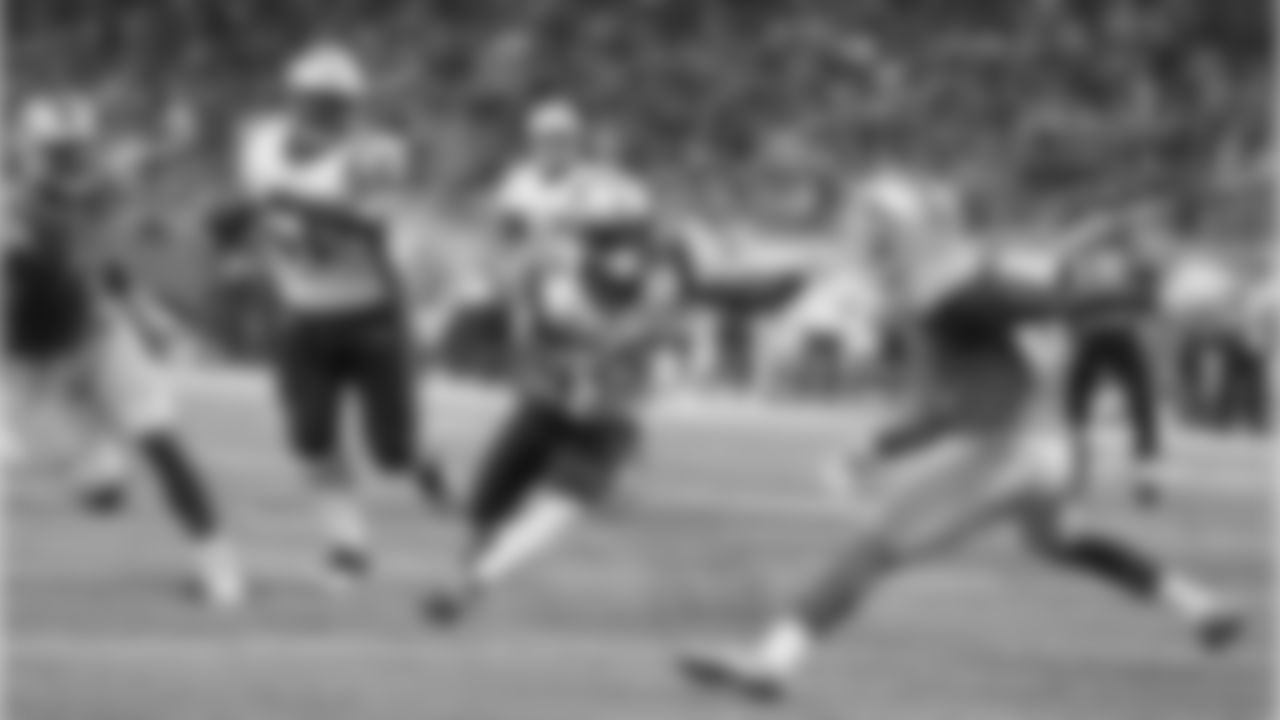 20170825_lions_silverman657.jpg
