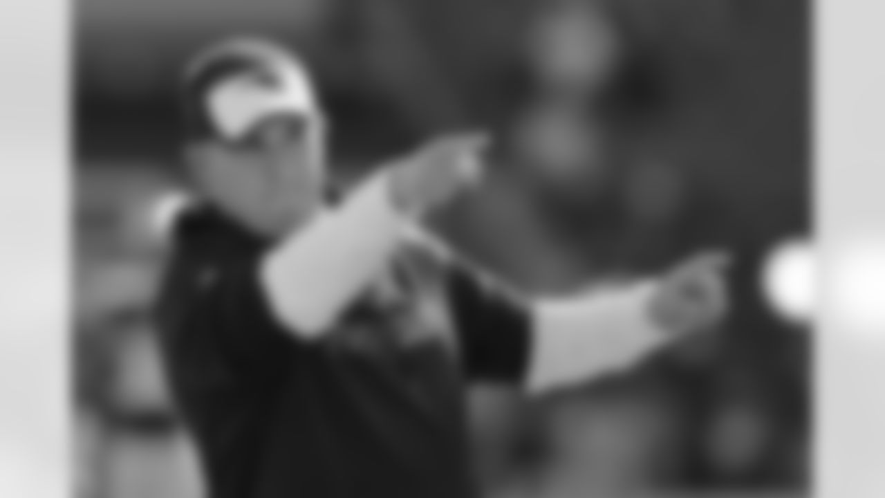 New England Patriots offensive coordinator Josh McDaniels before an NFL football game between the New England Patriots and the Washington Redskins, Sunday, Nov. 8, 2015, in Foxborough, Mass. (AP Photo/Charles Krupa)