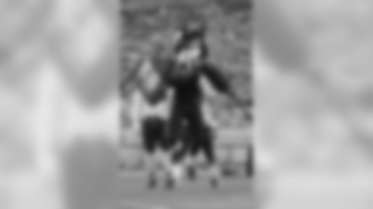 Kenjon Barner