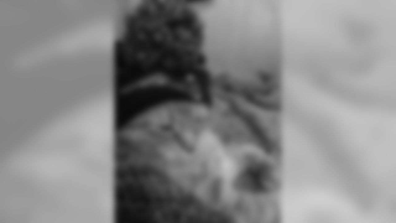 53270_8_1158225859.jpg