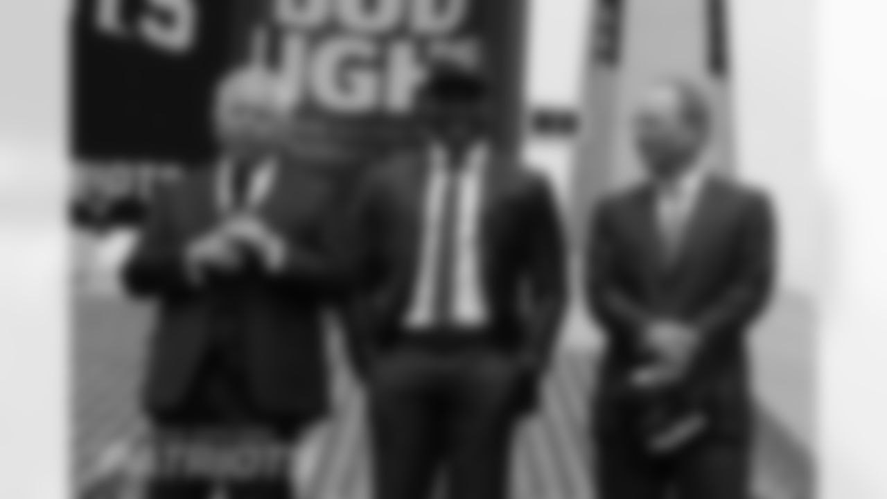 050616cyrusjones_ds041-watermarked.jpg