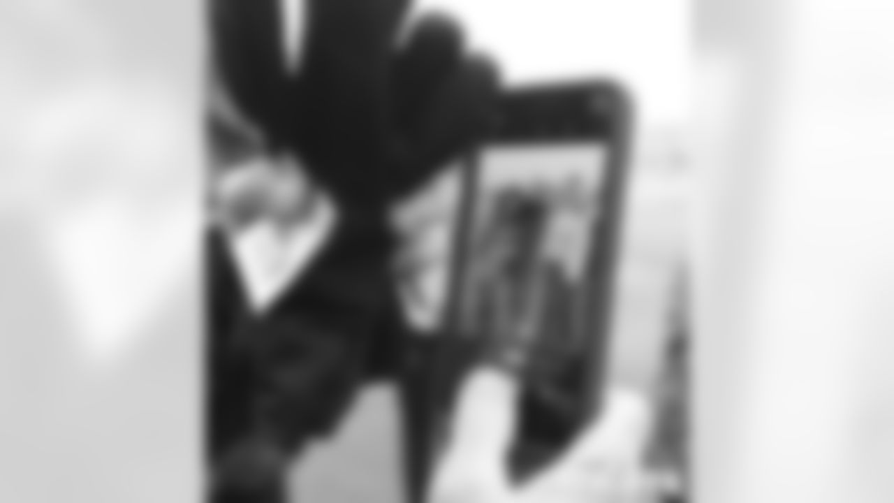 102422-RKKNikeSneakers_Adler201-watermarked