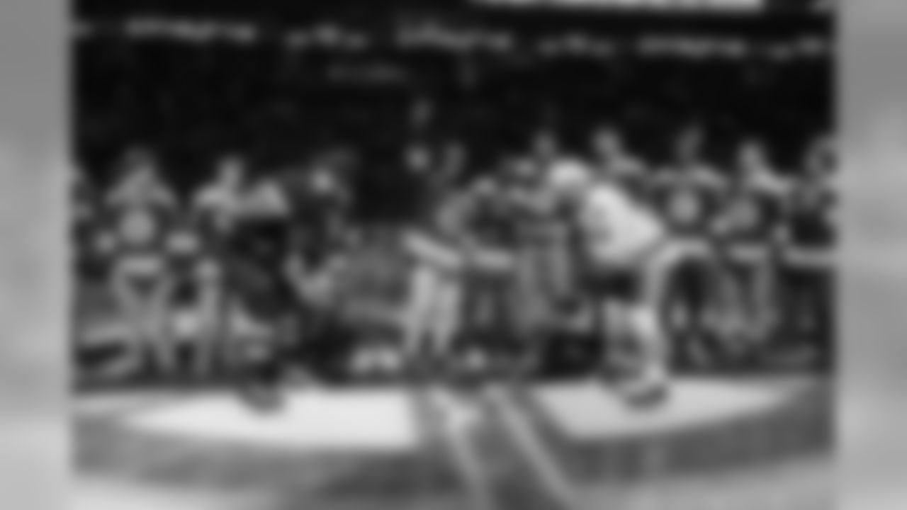 021117pats-bruins_eja211-watermarked.jpg
