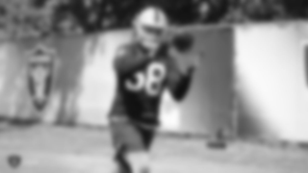 Raiders linebacker Kyle Wilber (58) at an Organized Team Activity (OTA) at the Raiders Practice Facility in Alameda, Calif.
