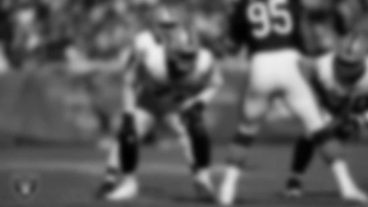 Las Vegas Raiders tackle Thayer Munford Jr. (77) during the regular season away game against the Chicago Bears at Soldier Field.
