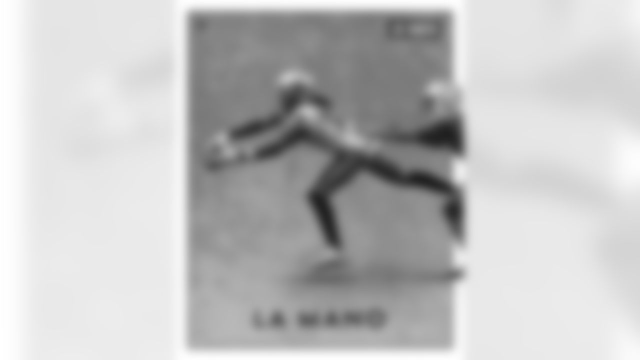 La Mano (The Hand): Represented by Davante Adams for his catching ability
