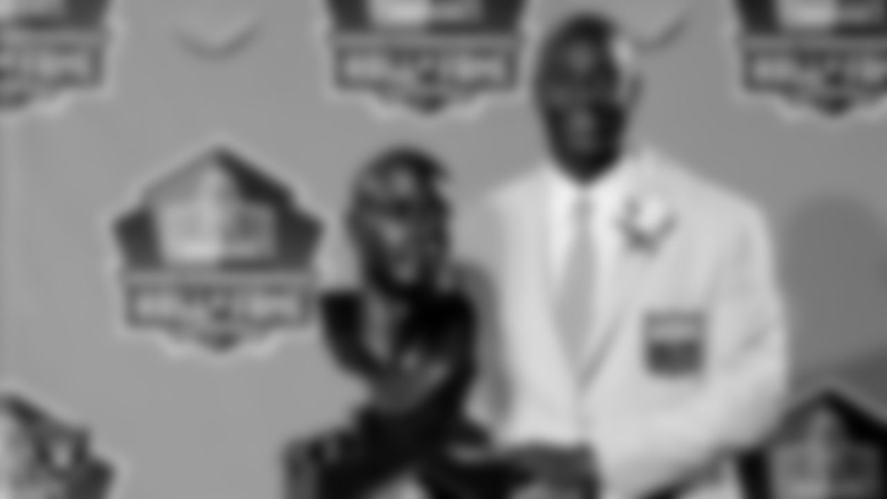 WR Jerry Rice (2001-04)
Hall of Fame Class of 2010