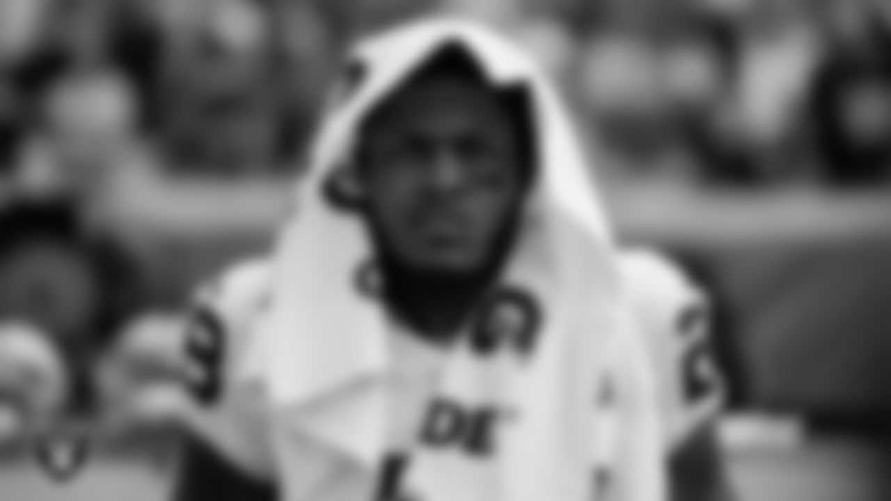 Las Vegas Raiders running back Josh Jacobs (28) on the sidelines before the Las Vegas Raiders regular season away game against the Jacksonville Jaguars at TIAA Bank Field.