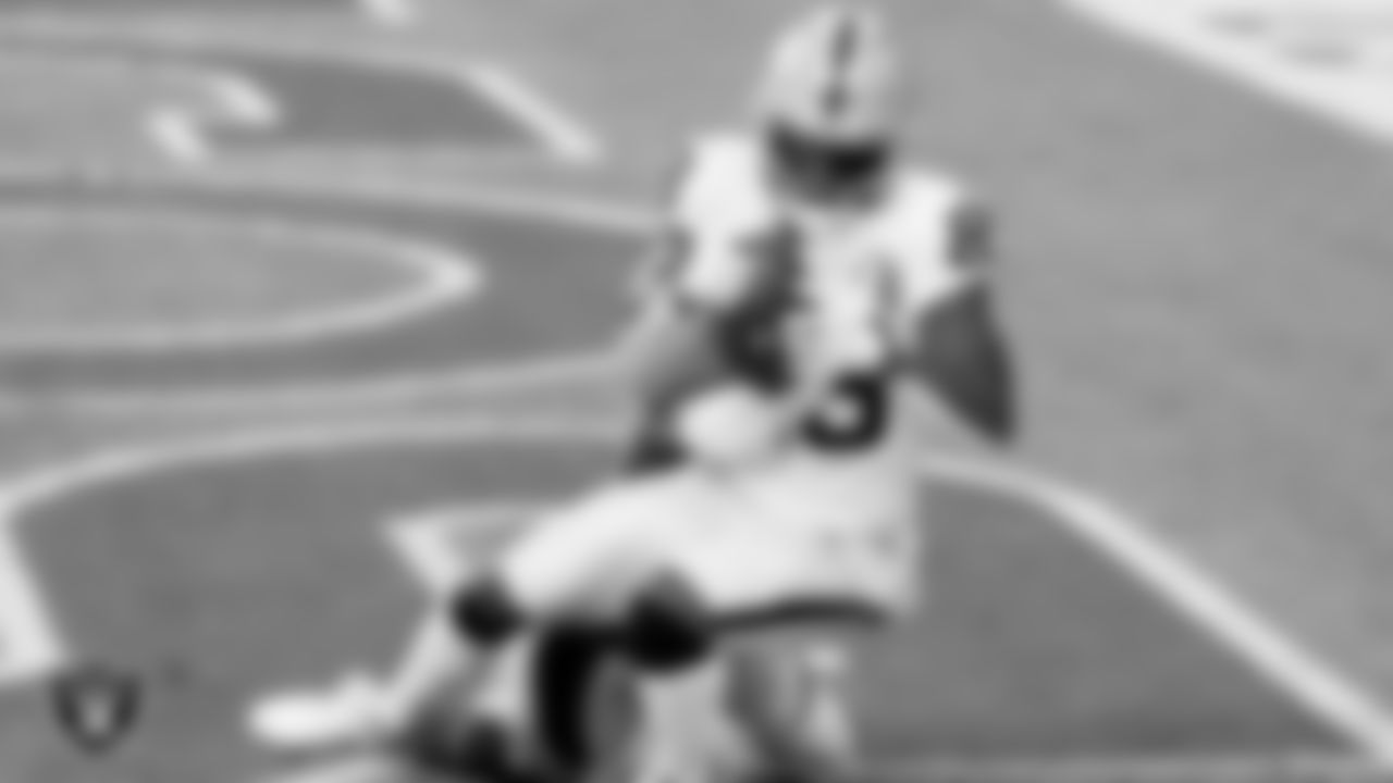 Las Vegas Raiders wide receiver Bryan Edwards (89) makes a 26-yard touchdown catch during the regular season away game against the Denver Broncos.