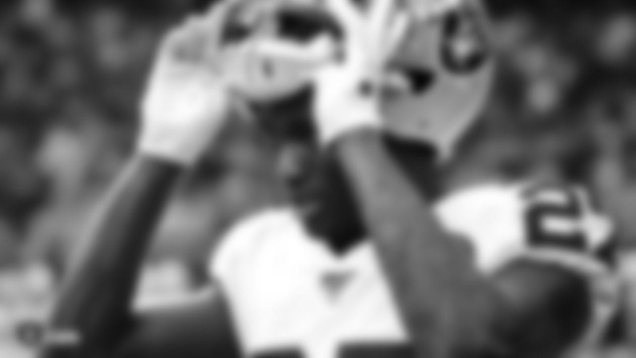 Raiders cornerback Trayvon Mullen (27) stands on the field during the regular season game against the Houston Texans.