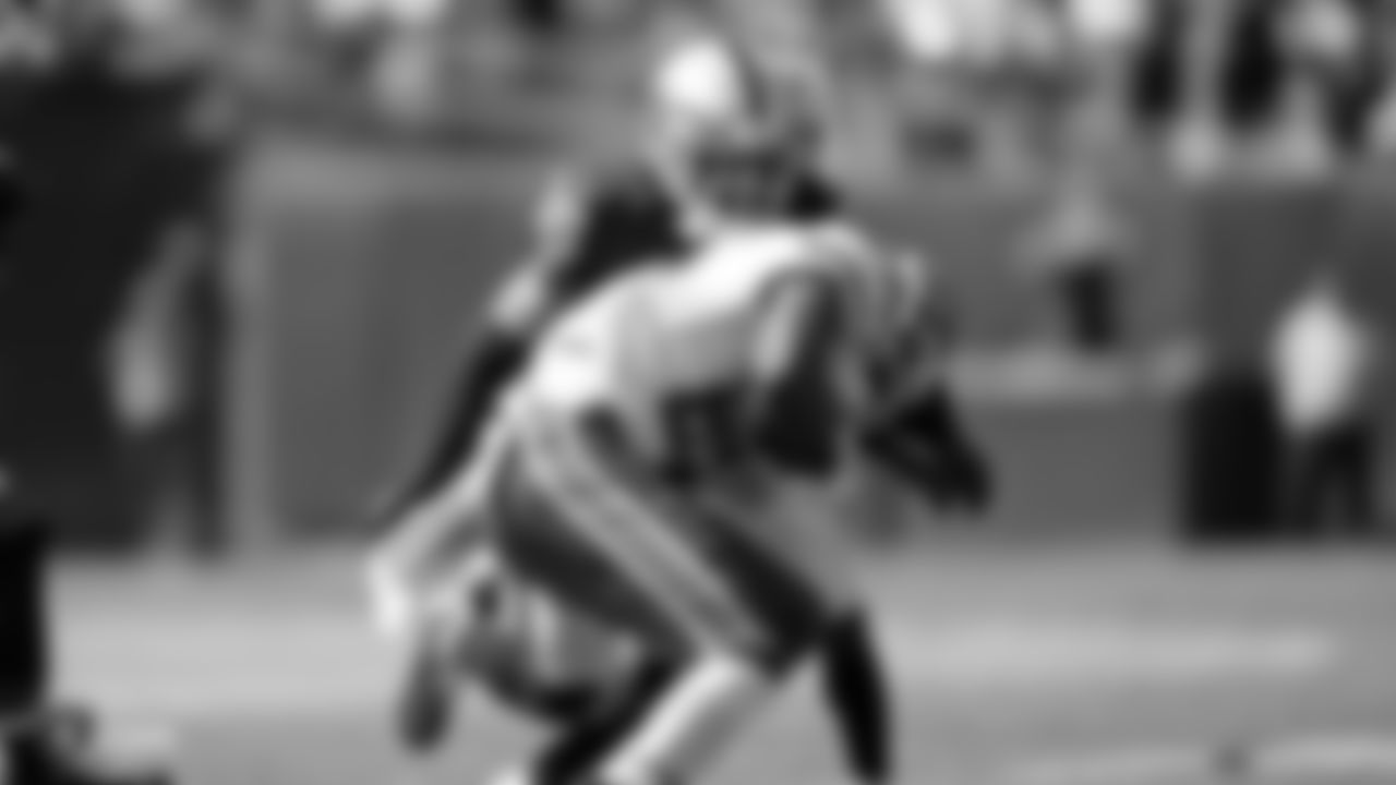 Raiders safety Curtis Riley (35) looks to make a tackle during the Raiders regular season game against the Kansas City Chiefs.