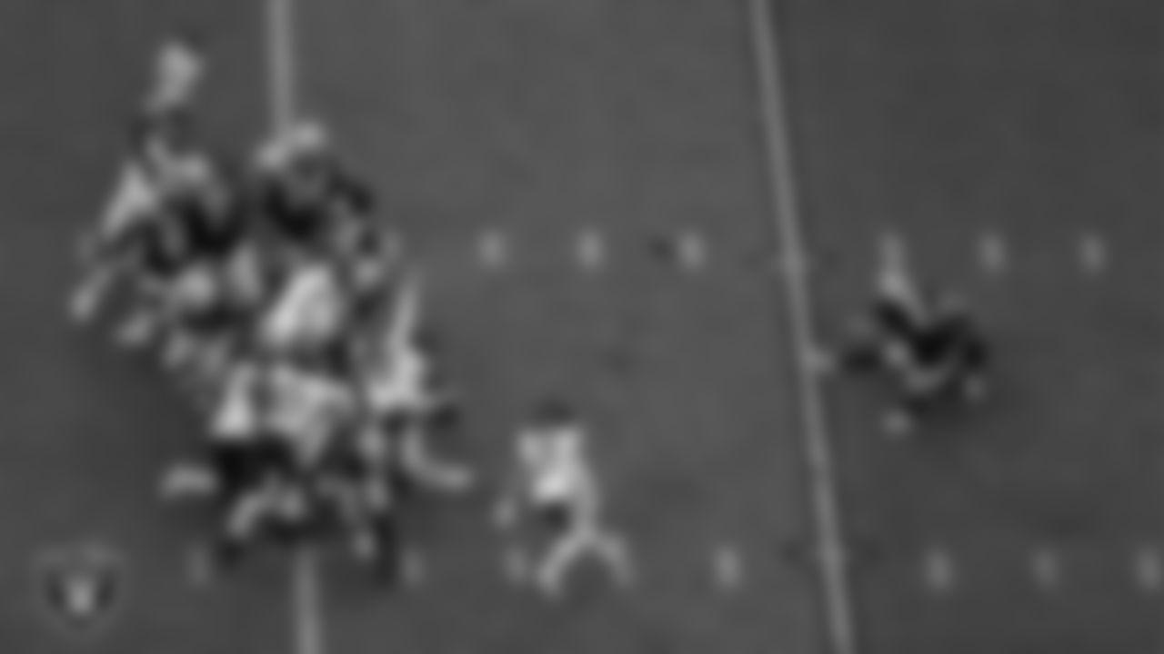 Las Vegas Raiders kicker Daniel Carlson (2) kicks a 31-yard field goal during the regular season home game against the Chicago Bears.