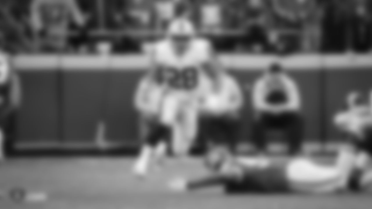 Oakland Raiders running back Doug Martin (28) during the Oakland Raiders regular season game against the Kansas City Chiefs at Arrowhead Stadium, Sunday, December 30, 2018, in Kansas City, Missouri. The Oakland Raiders lost 35-3.