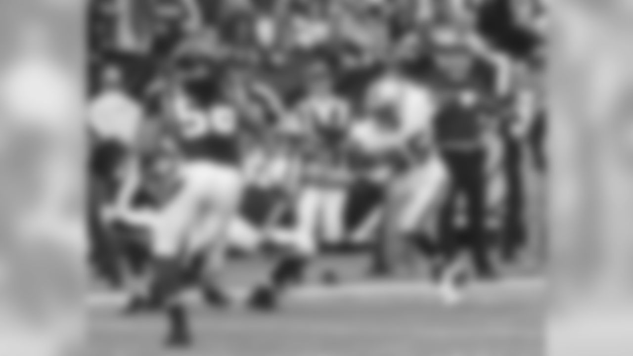 WR Darrius Heyward-Bey had four catches for 43 yards.