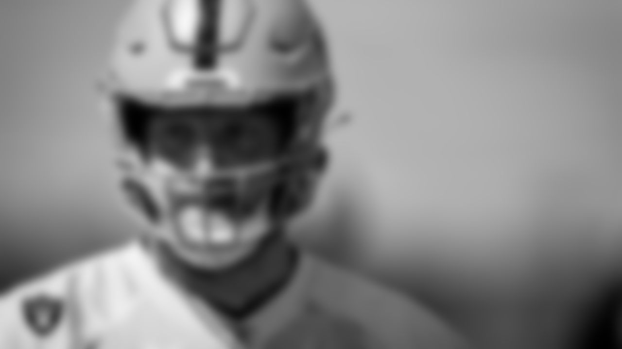 Las Vegas Raiders defensive end Maxx Crosby (98) during practice.