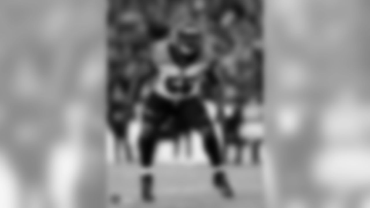 LB Vontaze Burfict