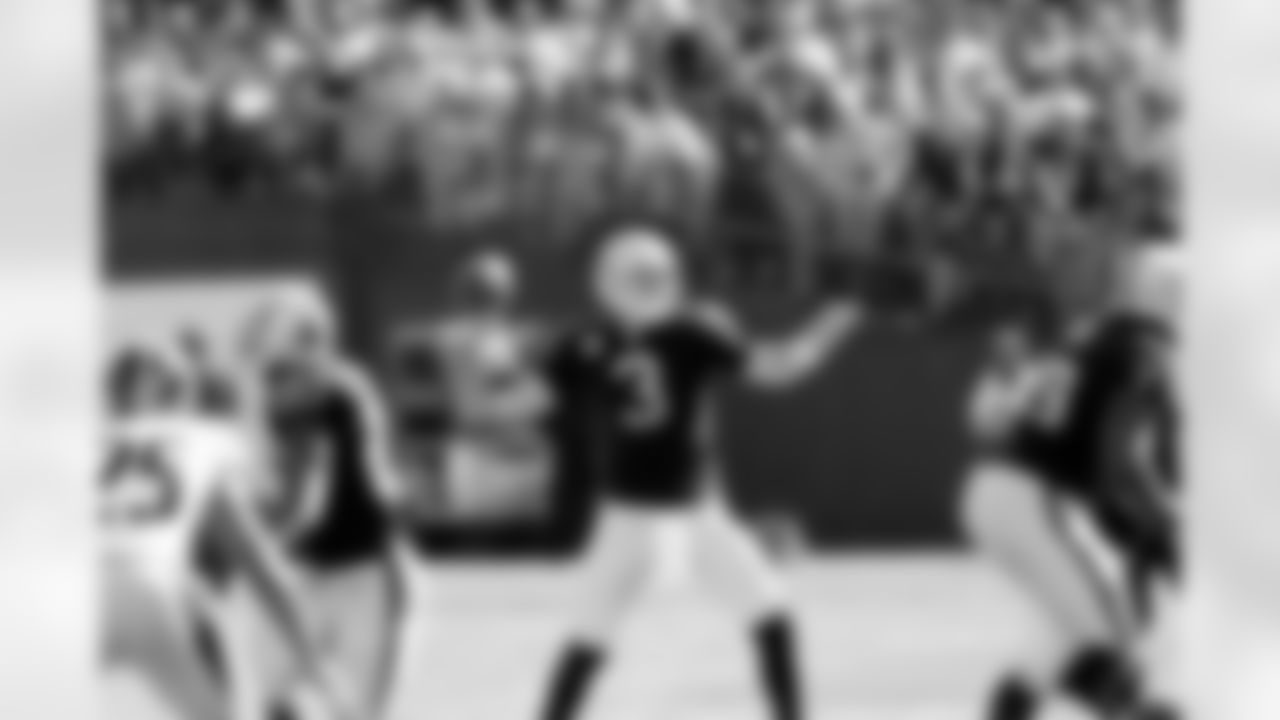 QB Carson Palmer