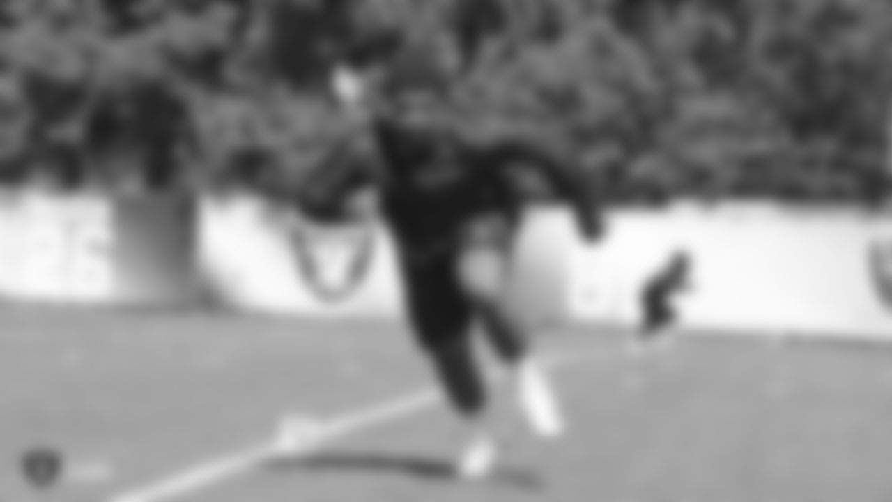 Raiders running back Chris Warren III at a workout during phase one of the offseason program at the Raiders Practice Facility in Alameda, Calif.