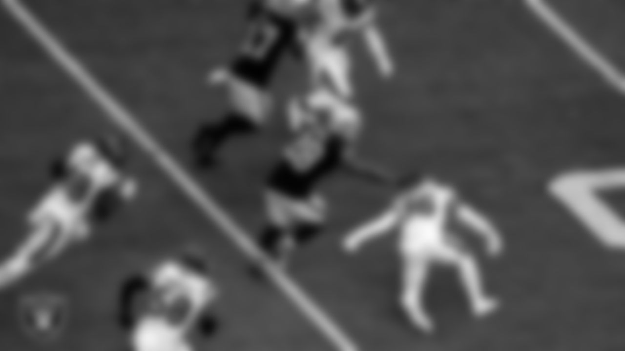Las Vegas Raiders running back Josh Jacobs (28) rushes during the regular season home game against the Houston Texans at Allegiant Stadium.
