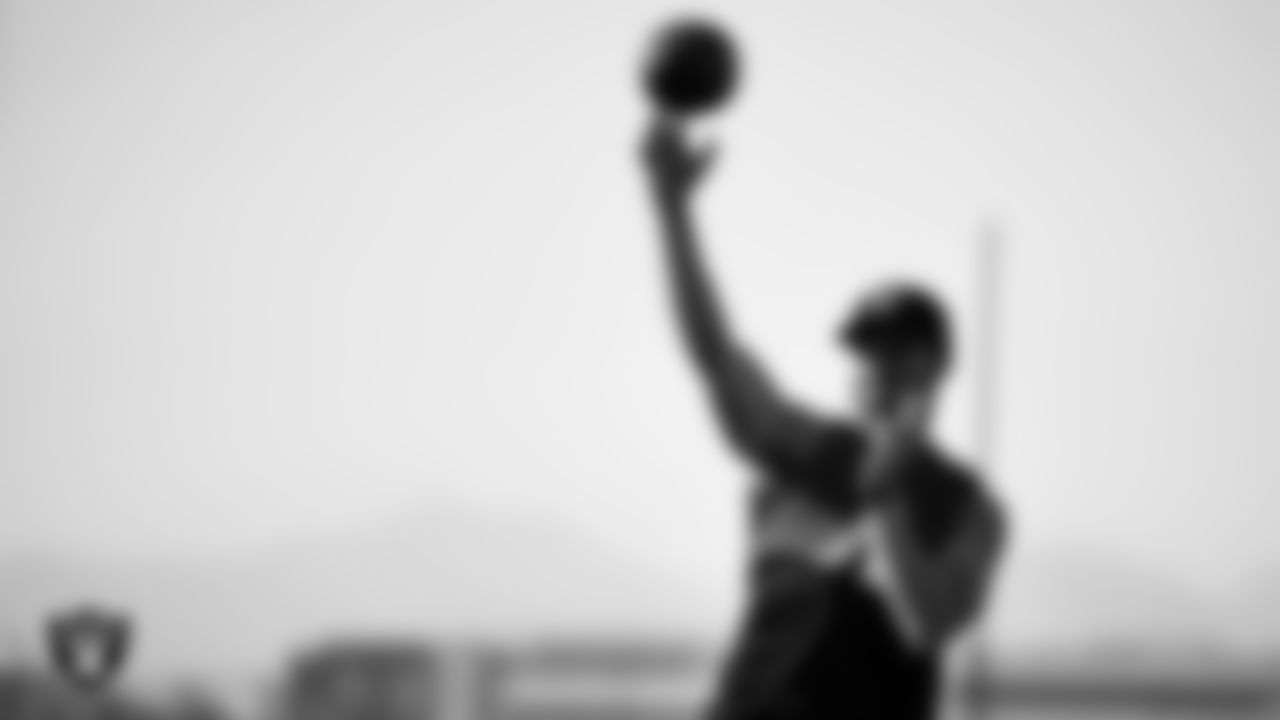 Las Vegas Raiders quarterback Derek Carr (4) at a workout during phase two of the offseason program.
