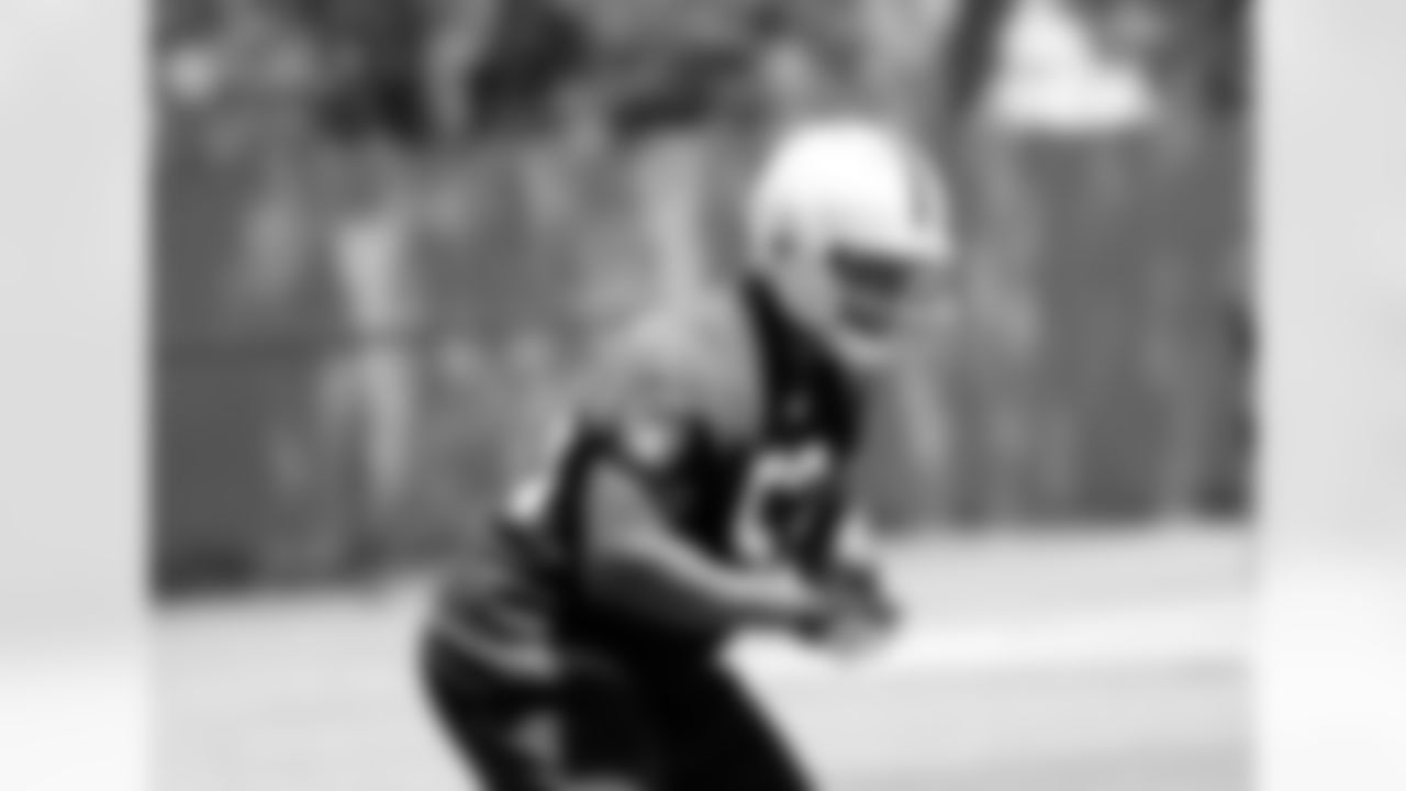 LB Nick Roach