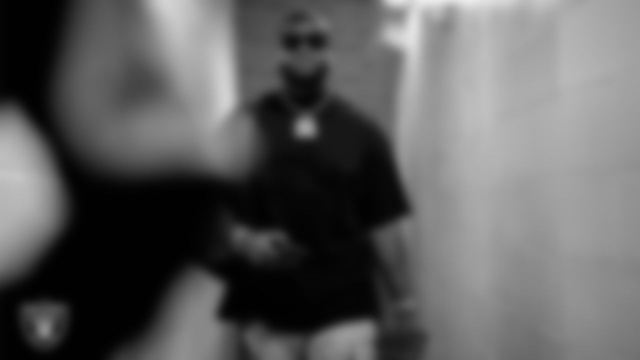 Las Vegas Raiders cornerback Amik Robertson (21) arrives to the regular season away game against the Chicago Bears at Soldier Field.