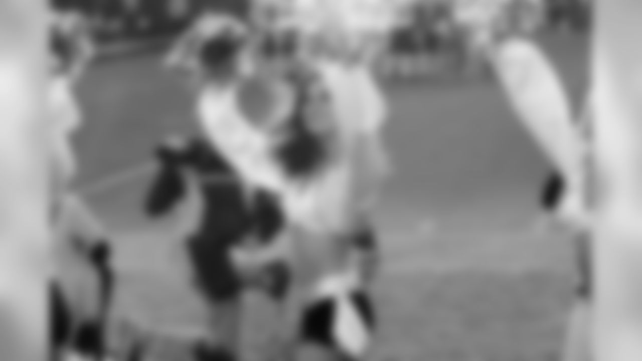 Raiderette Bess