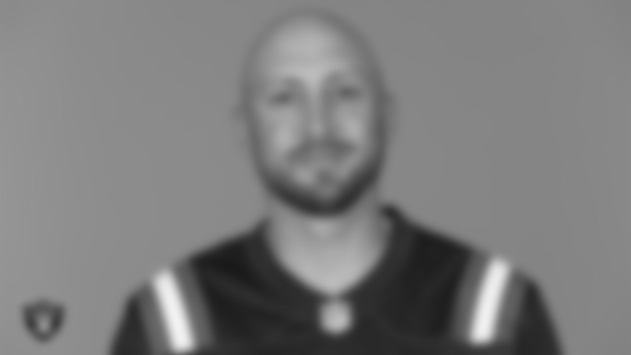 QB Brian Hoyer

Previous teams: New England Patriots (2009–2011), Pittsburgh Steelers (2012), Arizona Cardinals (2012), Cleveland Browns (2013–2014), Houston Texans (2015), Chicago Bears (2016), San Francisco 49ers (2017), New England Patriots (2017–2018), Indianapolis Colts (2019), New England Patriots (2020–2022)
