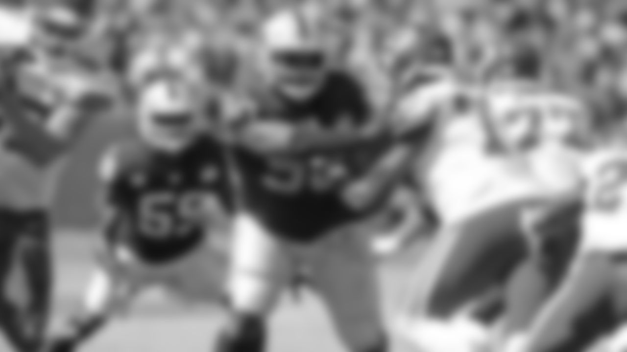 Raiders defensive tackle Johnathan Hankins (90) during the Raiders regular season game against the Kansas City Chiefs.