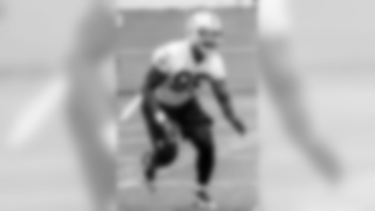 DE Benson Mayowa