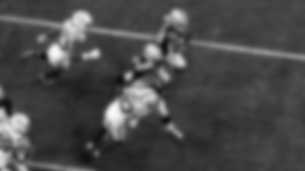 Las Vegas Raiders fullback Alec Ingold (45) blocks as running back Josh Jacobs (28) rushes during the regular season home game against the Indianapolis Colts at Allegiant Stadium, Sunday, December 13, 2020, in Las Vegas, Nev.