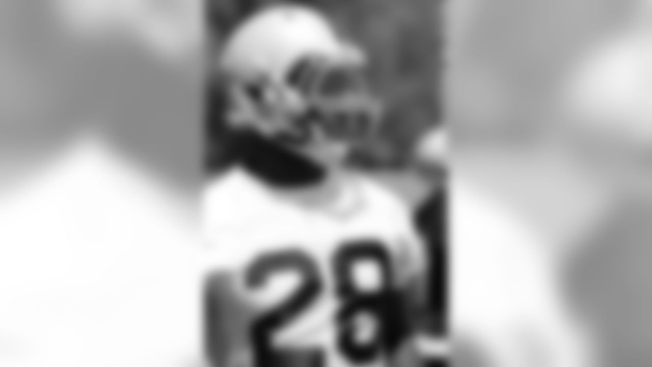 RB Latavius Murray was drafted by the Raiders in the 6th round of the 2014 NFL Draft. He missed the 2013 season due to injury.