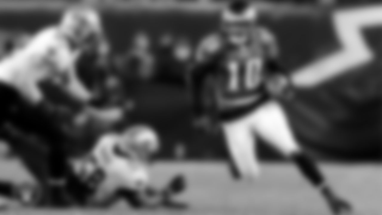 WR DeSean Jackson
Previous teams: Philadelphia Eagles (2008–13), Washington Redskins (2014–16), Tampa Bay Buccaneers (2017–18), Philadelphia Eagles (2019–20), Los Angeles Rams (2021)
