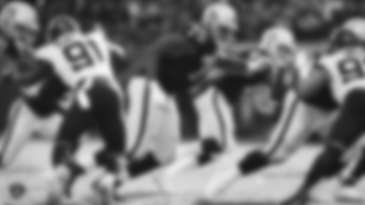 Raiders tackle Brandon Parker (75) blocks during the regular season game against the Jacksonville Jaguars.