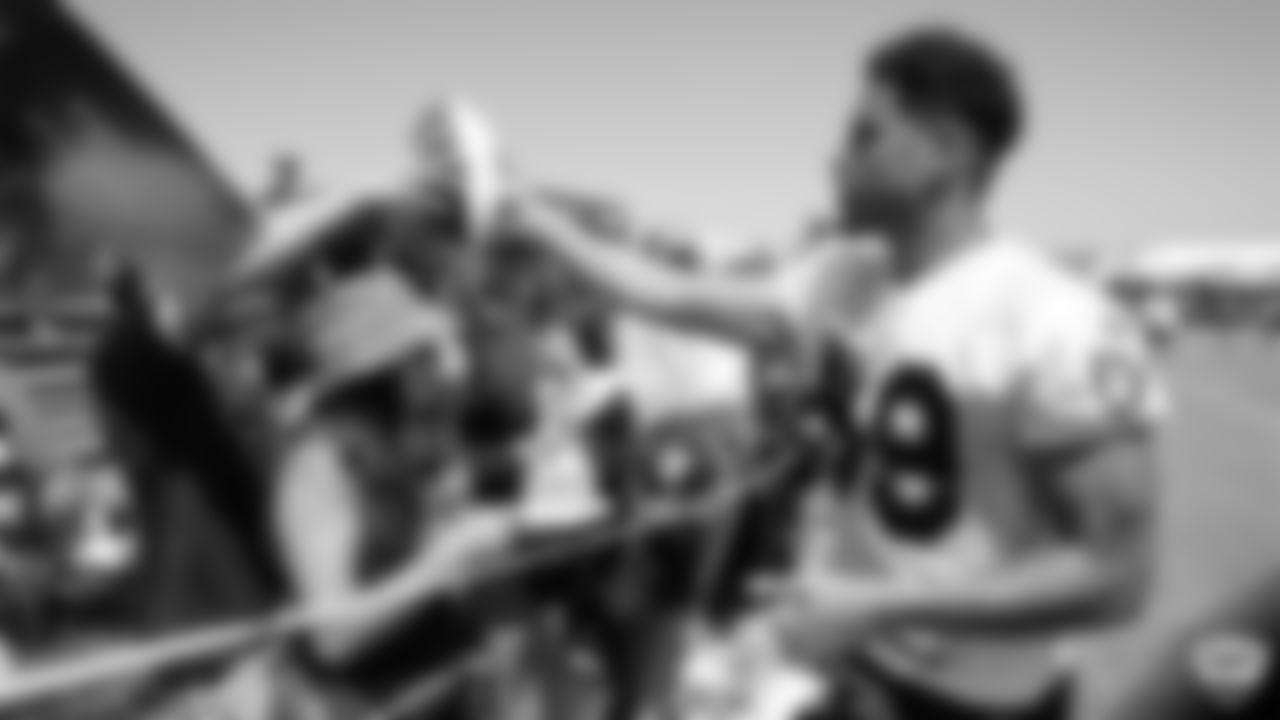 Oakland Raiders wide receiver Keelan Doss (89) signs autographs for fans after practice at 2019 Training Camp.