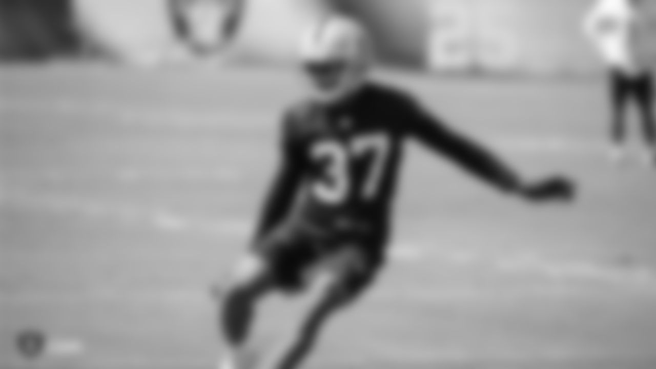 CB Dylan Mabin