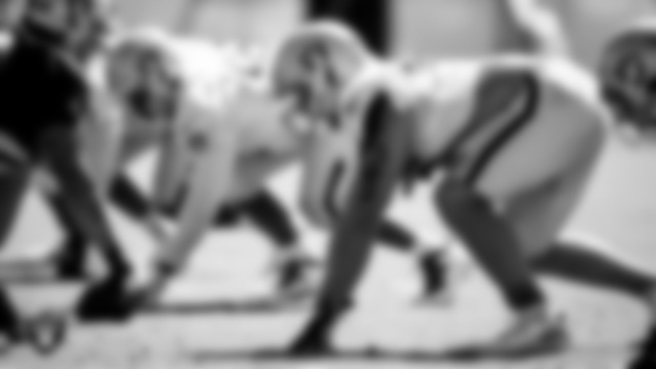 Las Vegas Raiders defensive tackle Mike Panasiuk (91) during practice.