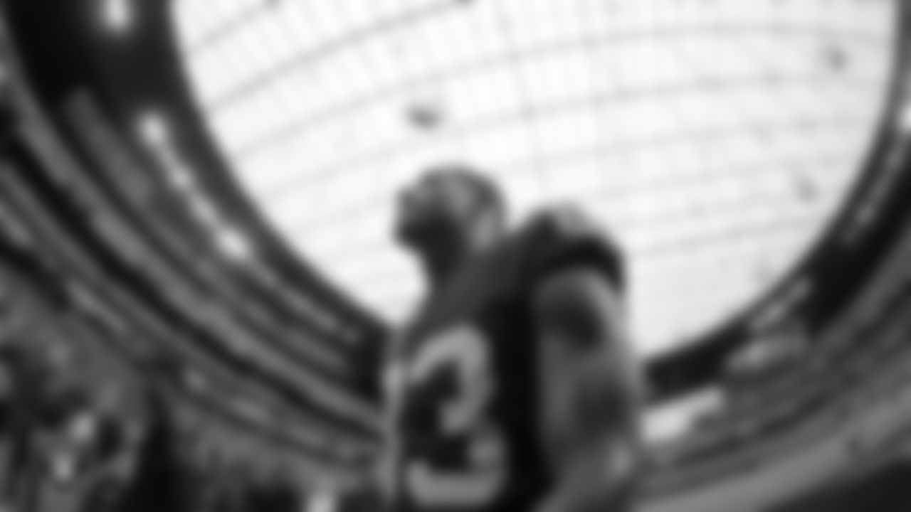 Las Vegas Raiders tight end Darren Waller (83) heads back to the locker rooms after warming up on the field before the regular season home game against the Miami Dolphins.