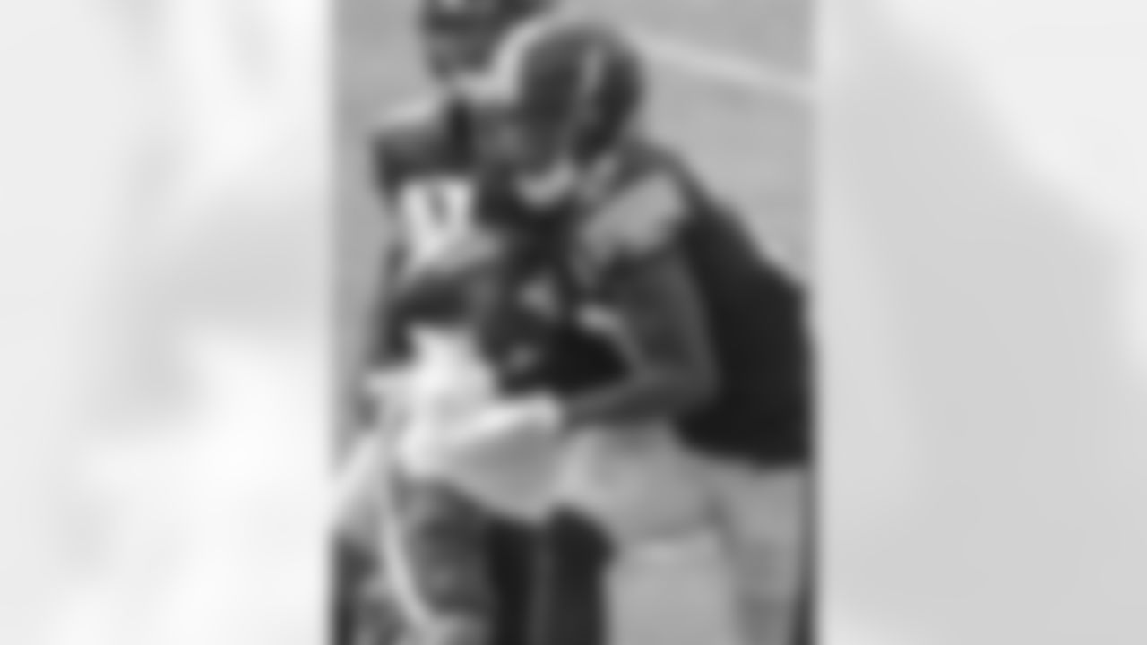 CB Mike Hilton