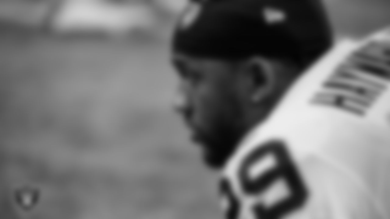Las Vegas Raiders cornerback Casey Hayward Jr. (29) warming up before the regular season away game against the Indianapolis Colts.