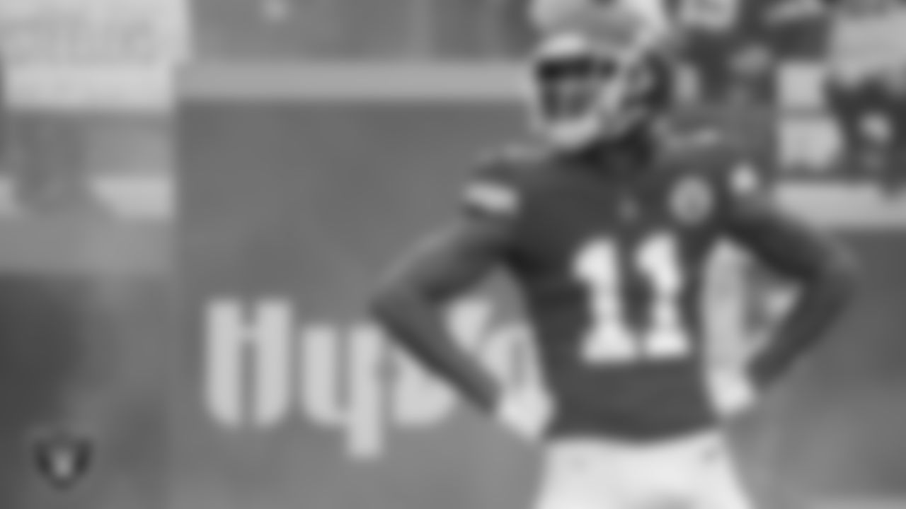 WR Demarcus Robinson
Previous teams: Kansas City Chiefs (2016–2021)