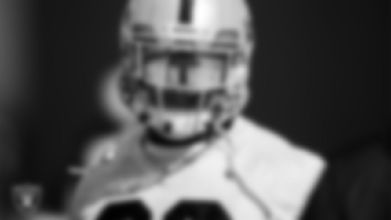 Las Vegas Raiders defensive end Chris Smith (92) during practice.