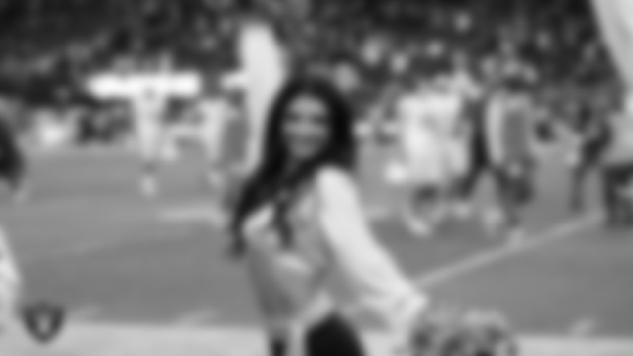 Raiderette Kylee on the sidelines during the regular season home game against the Los Angeles Chargers at Allegiant Stadium.