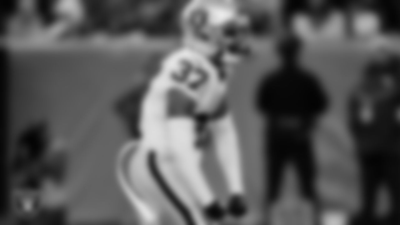 CB Tyler Hall