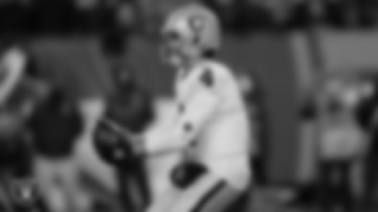 Las Vegas Raiders quarterback Derek Carr (4) during the regular season away game against the Cleveland Browns.