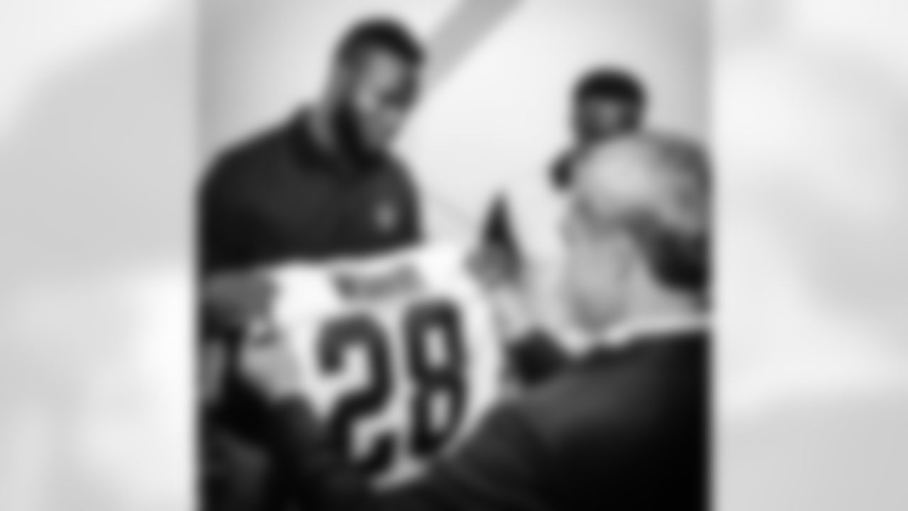 RB Latavius Murray