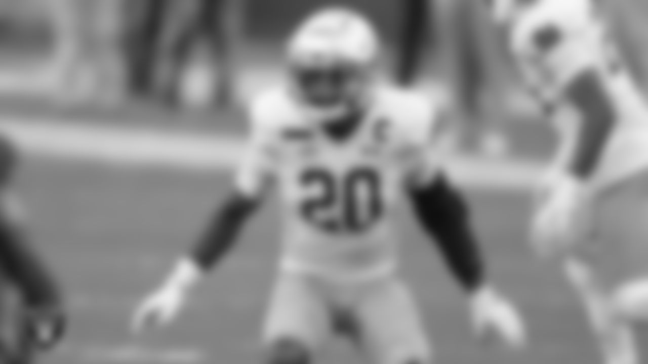 CB Shaun Crawford
Notre Dame