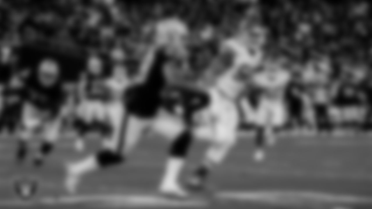 RB Josh Jacobs
