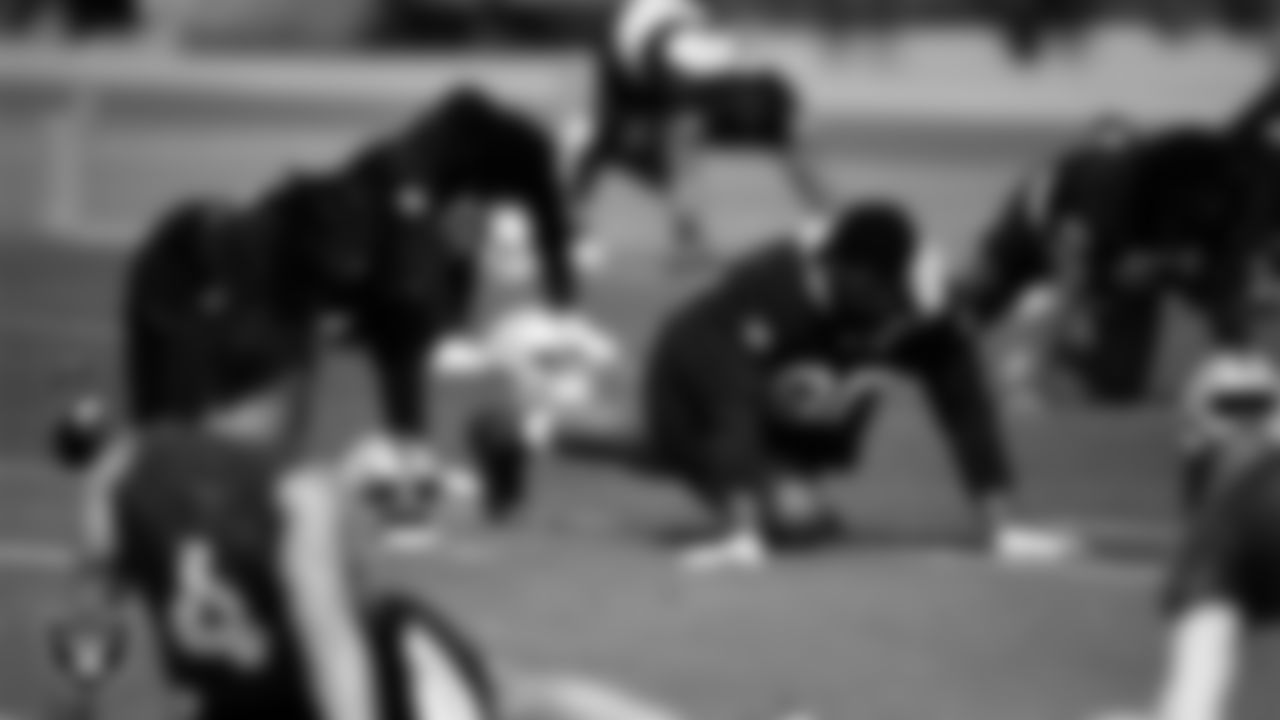 Las Vegas Raiders defensive tackle Johnathan Hankins (90) during Day Two of 2022 Veteran Minicamp.