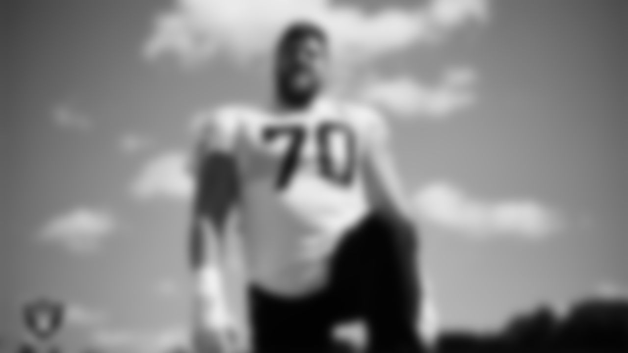 Las Vegas Raiders guard Greg Van Roten (70) during practice at The Greenbrier Sports Performance Center.